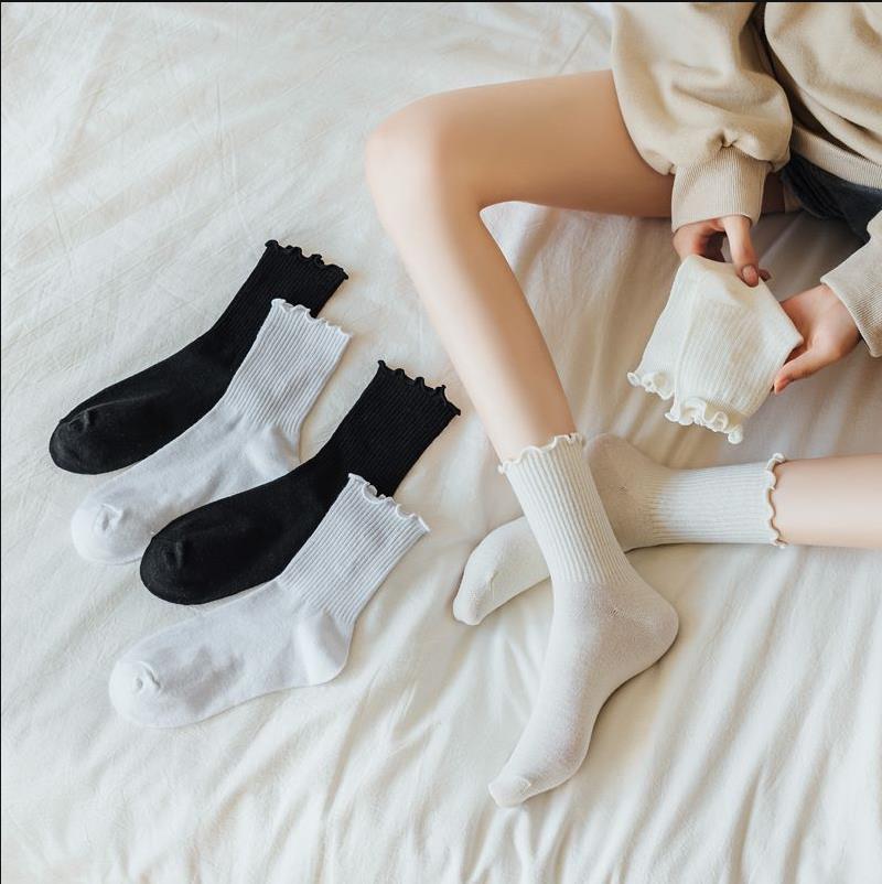 1 pair of ruffled JK socks for women mid-tube spring, autumn and summer solid color Japanese lace pile socks - V.I.P Digital Presence