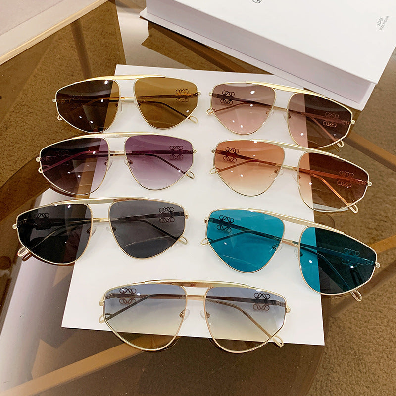 Single beam irregular sunglasses, metal toad hollow sunglasses, European and American UV resistant sunglasses, concave design for women - V.I.P Digital Presence