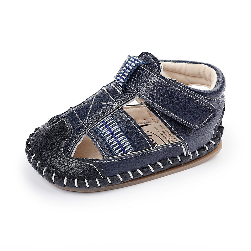 Sandalias de bebé cosidas con suela de goma transpirable y antipatadas para interior. 