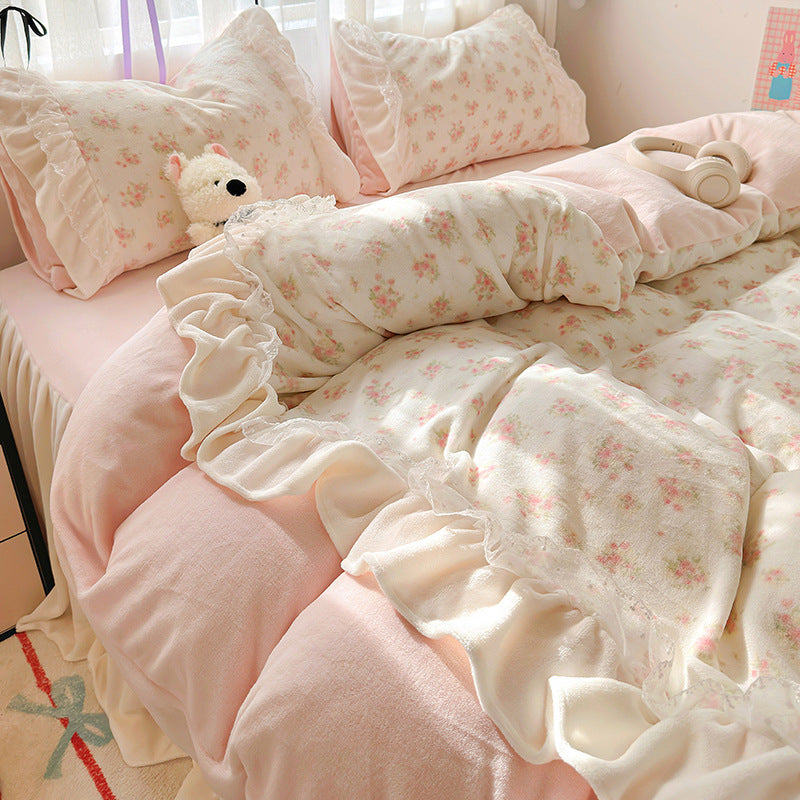 Princess style milk velvet bed four piece set, winter thick double-sided velvet duvet cover with velvet bed sheet bedding - V.I.P Digital Presence