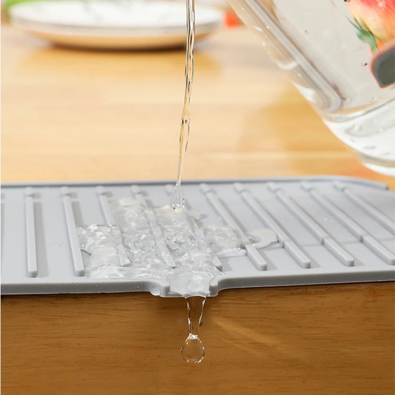 Kitchen Faucet Splash Pad Silicone Sink Faucet Splash Guard Mat Sponge Drain Rack Countertop Protector for Bath Kitchen Gadgets - V.I.P Digital Presence