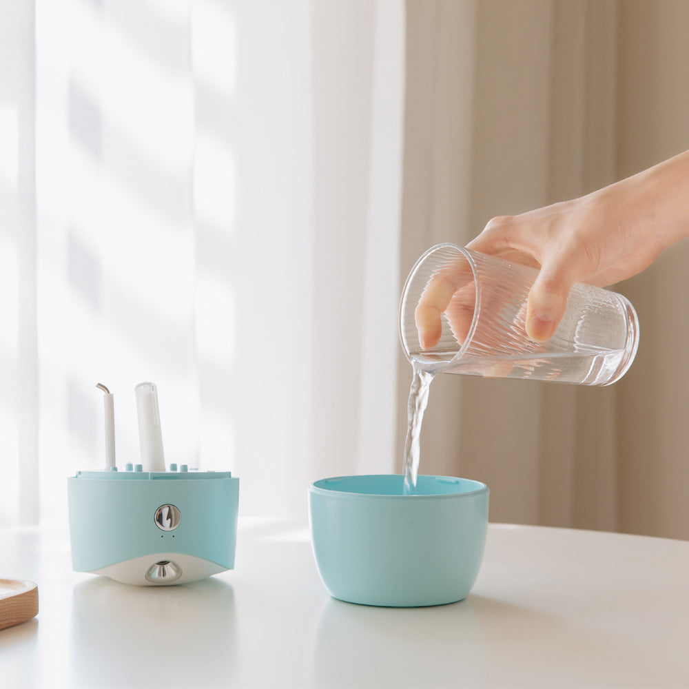 New Rotary Spray Fan USB Rechargeable Mini Humidifier Portable Silent Shaking Head Fan - V.I.P Digital Presence
