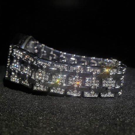 MISSFOX  2528 Silver Women's Watch Casual Dress Ladies Watch Fashion Waterproof Steel Quartz Wrist Watches For Women Valentines Gift - V.I.P Digital Presence