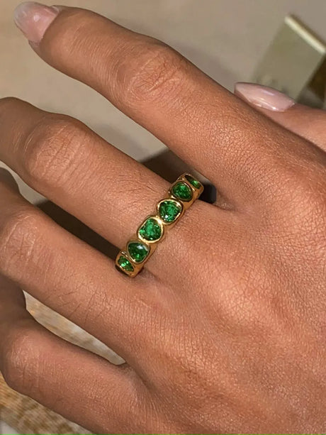 18K Gold-Plated Inlaid Zircon Ring - V.I.P Digital Presence