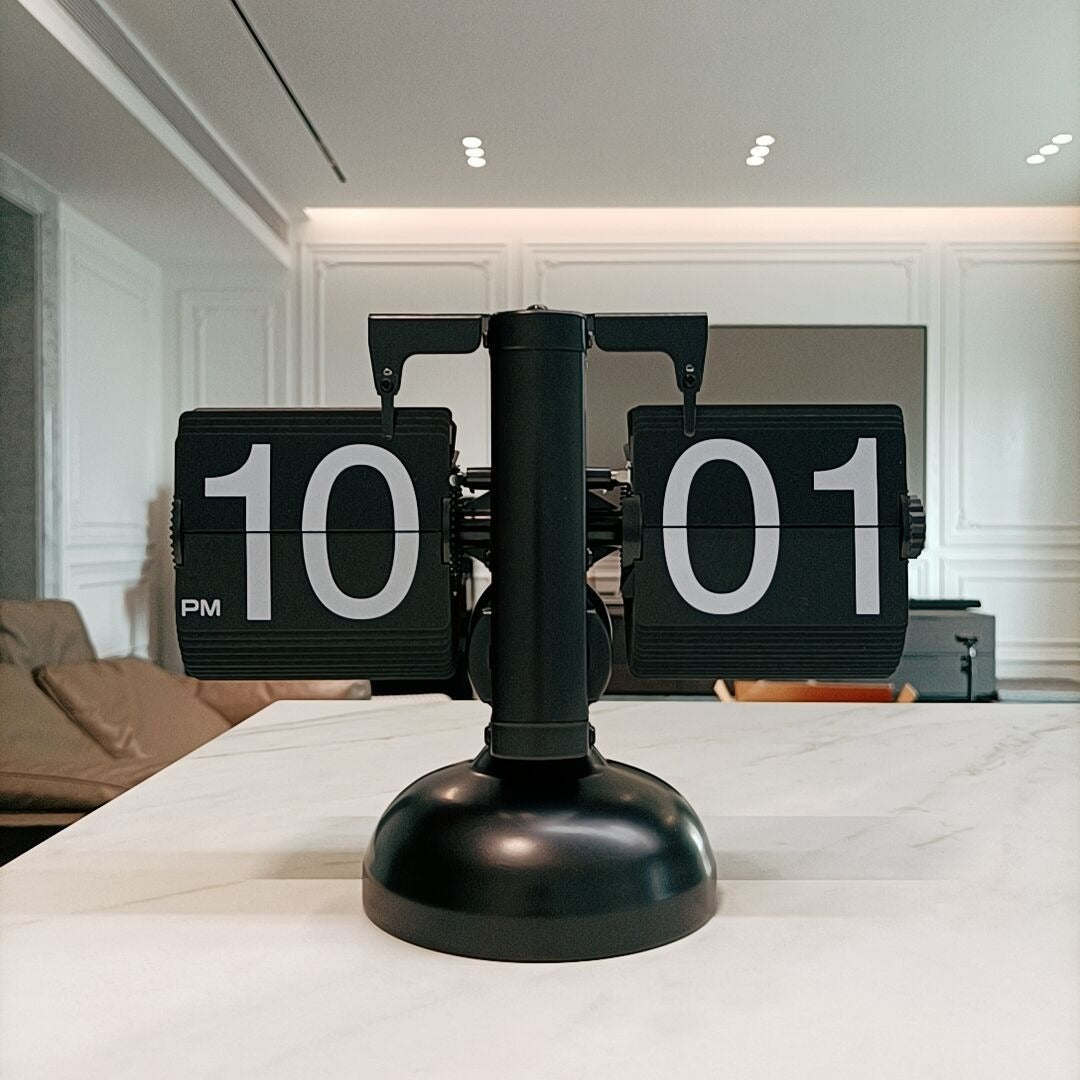 Retro Small Balance Automatic Flipping Clocks Living Room Desktop Clocks - V.I.P Digital Presence