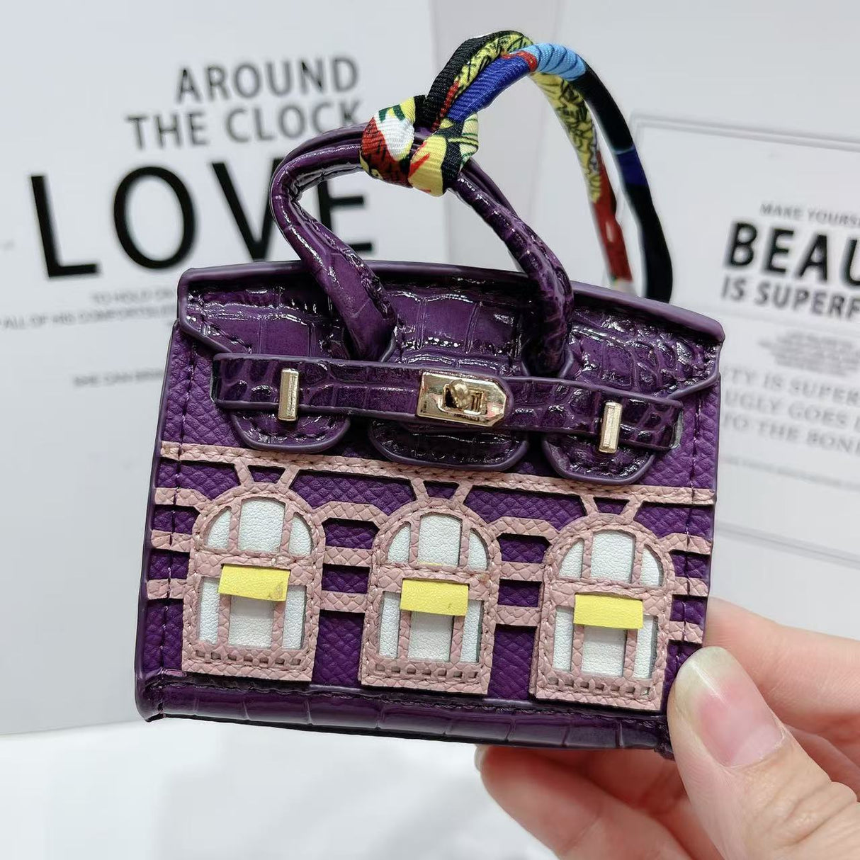 Small house bag mini window pendant headphone bag lipstick car key backpack backpack decoration - V.I.P Digital Presence