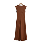 Fashionable and Sexy  Style Women's Two-color Knitted Pleated Long Dress - V.I.P Digital Presence