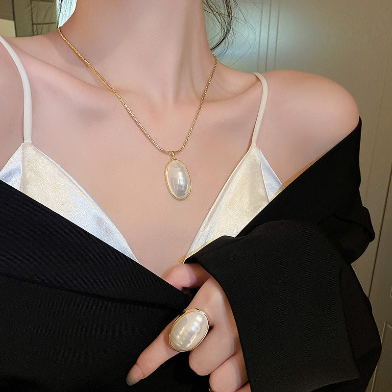 Oval Pearl Necklace for Women Jewelry French Fashion New Style Luxury Collar Chain Necklaces - V.I.P Digital Presence
