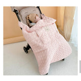 Manta de invierno para cochecito, manta cálida de forro polar para bebé, accesorio para envolver a recién nacidos, capa acolchada resistente al viento, funda de edredón con correa