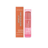 Bálsamo labial que hidrata y nutre suavemente la piel. Crema para el cuidado de los labios suave, humectante y suave.