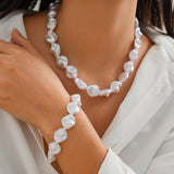 Fashionable irregular shaped pearl necklace, light luxury style, metallic feeling, collarbone chain set - V.I.P Digital Presence