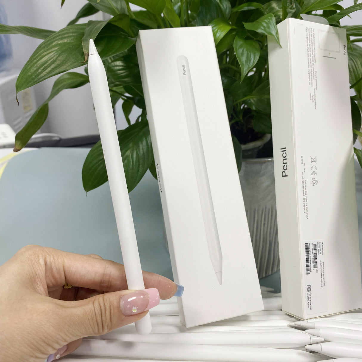 Magnetic wireless charging stylus suitable for Apple iPad pencil tablet touch screen capacitive pen - V.I.P Digital Presence