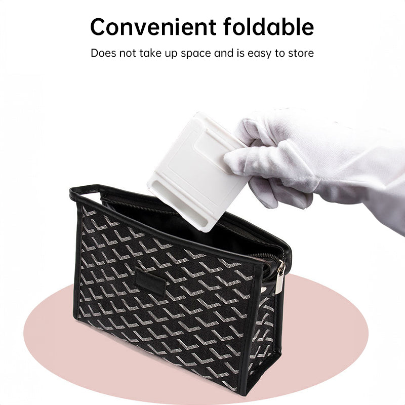 A plastic, foldable cradle for mobile phones - V.I.P Digital Presence