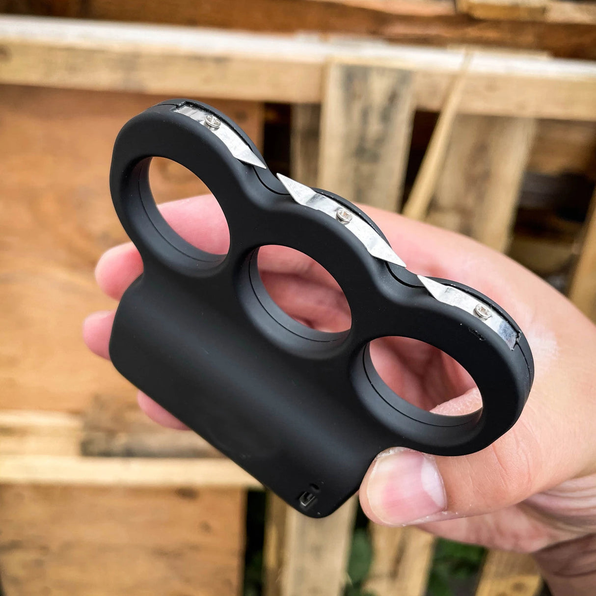 Upgraded Cheetah Sting Ring 18mv Stun Gun - V.I.P Digital Presence