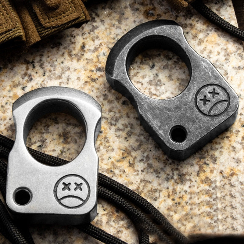 Herramienta de supervivencia al aire libre de acero de aleación EDC herramienta táctica anillo colgante multifuncional anillo colgante rompeventanas titanio EDC 