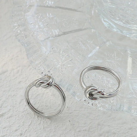 Titanium Steel Knot Ring - V.I.P Digital Presence
