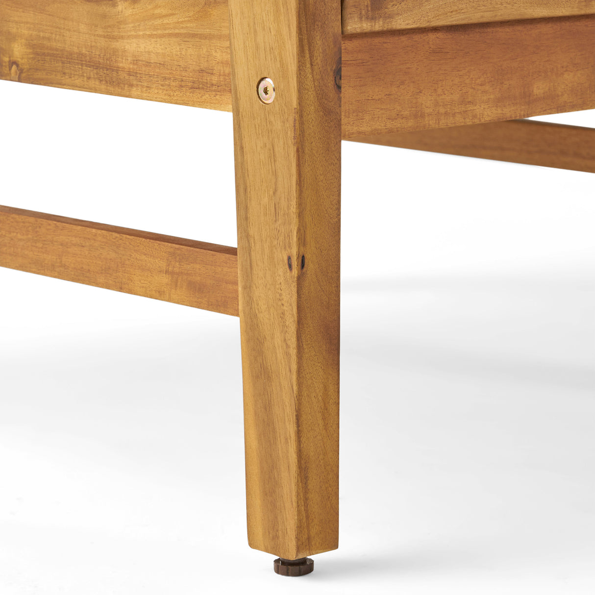 PERLA CLUB CHAIR - V.I.P Digital Presence