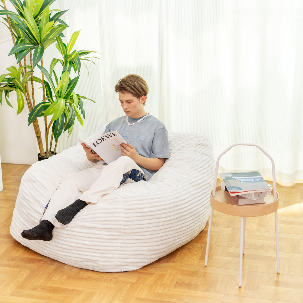 Faux Fur Classic Bean Bag  white - V.I.P Digital Presence