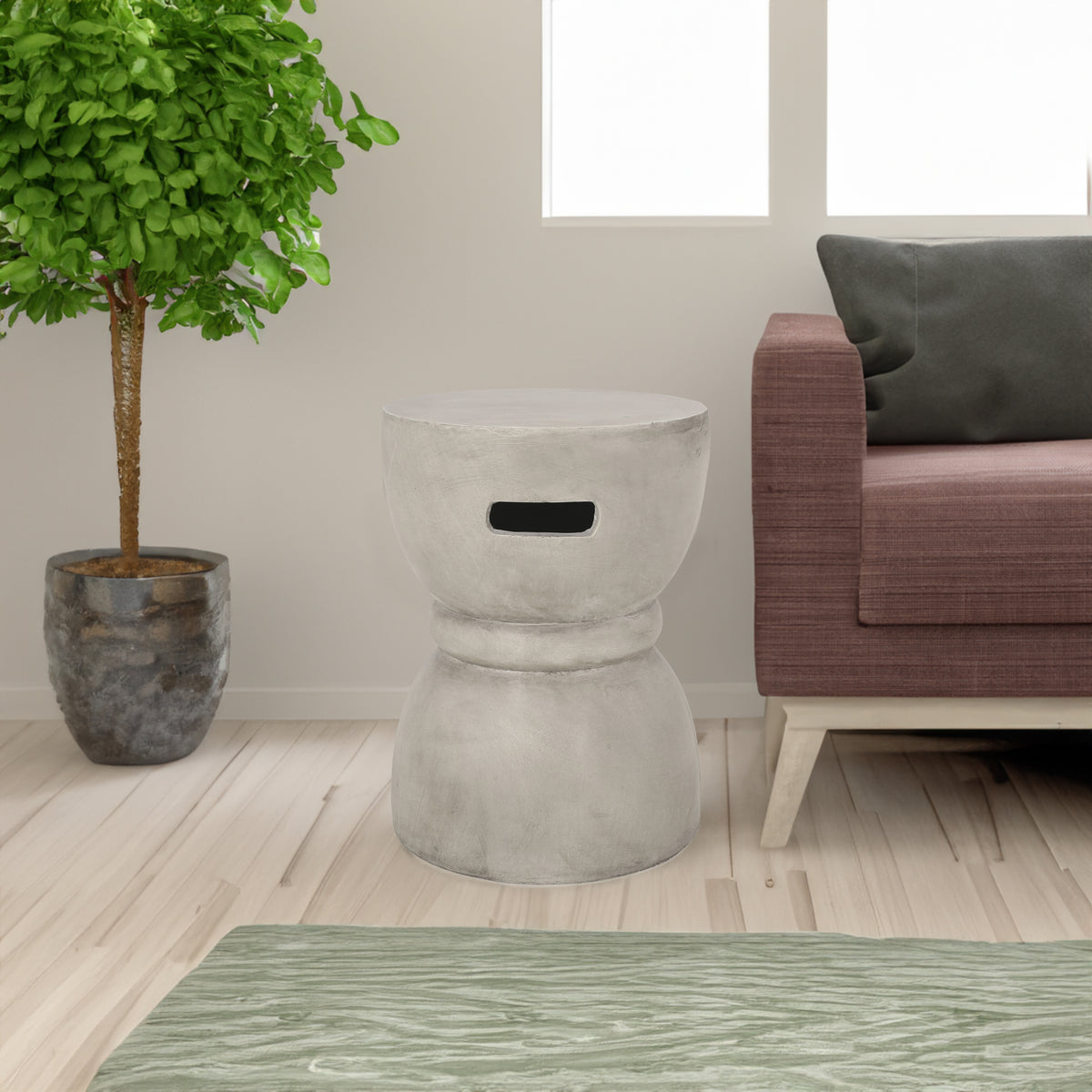 SIDE TABLE - V.I.P Digital Presence
