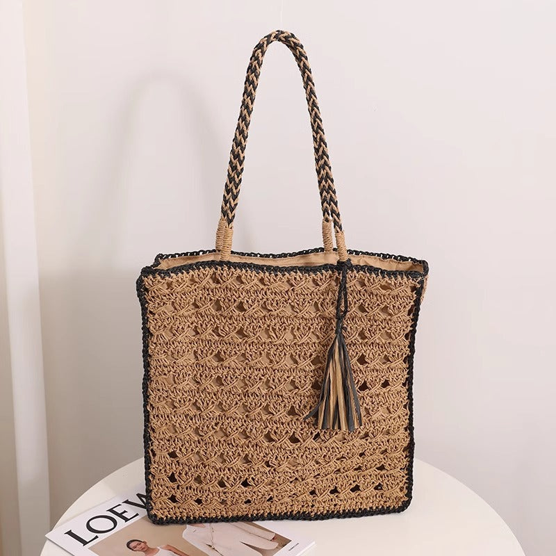 Square tassel single shoulder grass woven bag small fresh hollow handmade grass woven bag women's beach bag - V.I.P Digital Presence