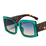 Gafas de sol cuadradas de estilo Ins con montura grande y colores deslumbrantes para hombres y mujeres, con personalidad que combinan con todo. 