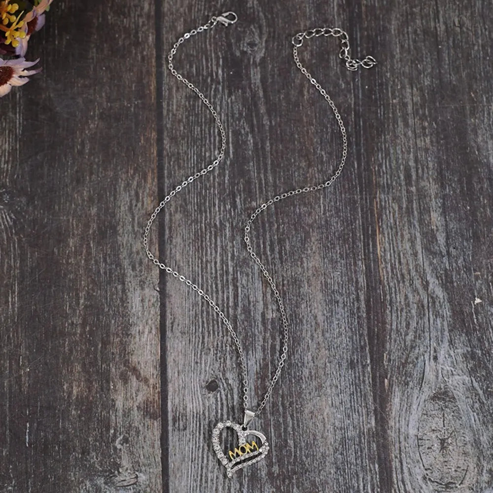 Alloy Inlaid Zircon Heart Pendant Necklace - V.I.P Digital Presence