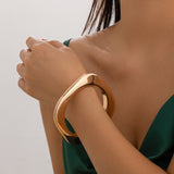 Design sense: Geometric square smooth circular ring bracelet, niche hollow alloy bracelet - V.I.P Digital Presence