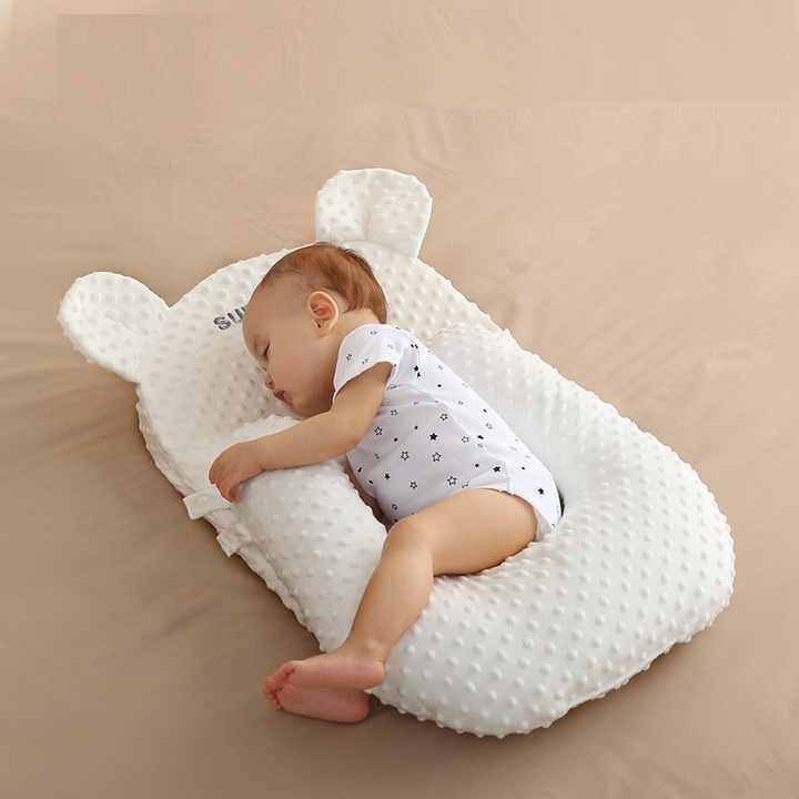 Four season anti milk overflow and choking pillow baby feeding tool baby anti spitting slope pad - V.I.P Digital Presence