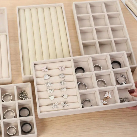 Plush jewelry storage box jewelry box rings earrings bracelets necklaces storage display shelf - V.I.P Digital Presence