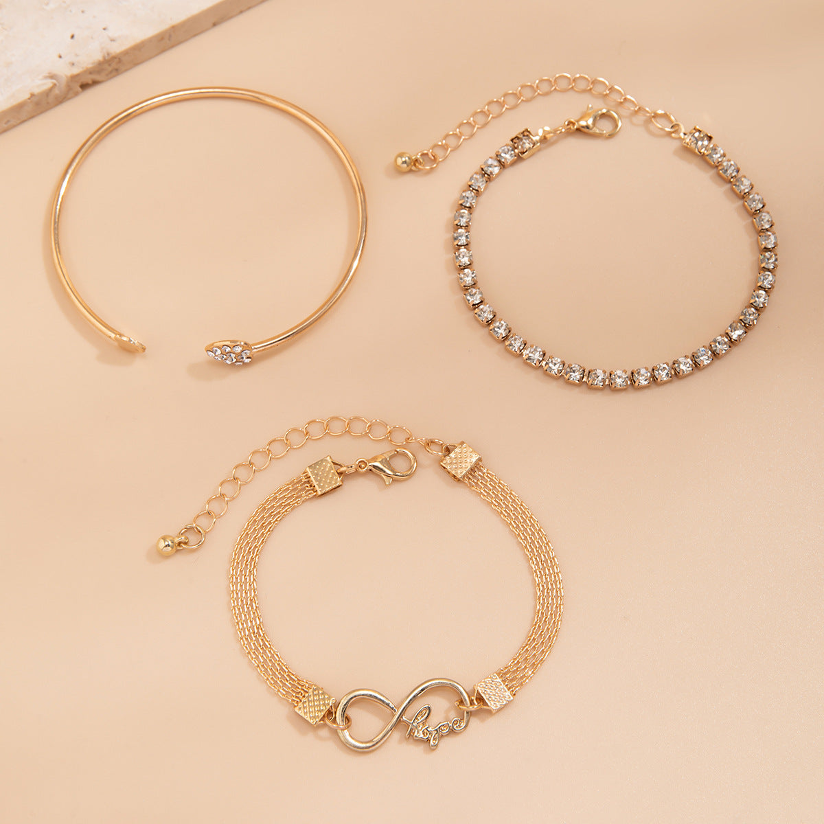 Retro heart-shaped full diamond chain 8-shaped bracelet, simple geometric rhinestone micro inlaid versatile bracelet for women - V.I.P Digital Presence