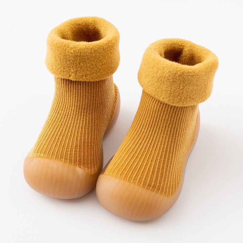 Baby walking shoes in autumn and winter with plush and thickened soft soles, non slip, pure cotton floor socks for both boys and girls to keep warm - V.I.P Digital Presence