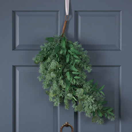 32.5" LEAVES TEARDROP WREATH - V.I.P Digital Presence