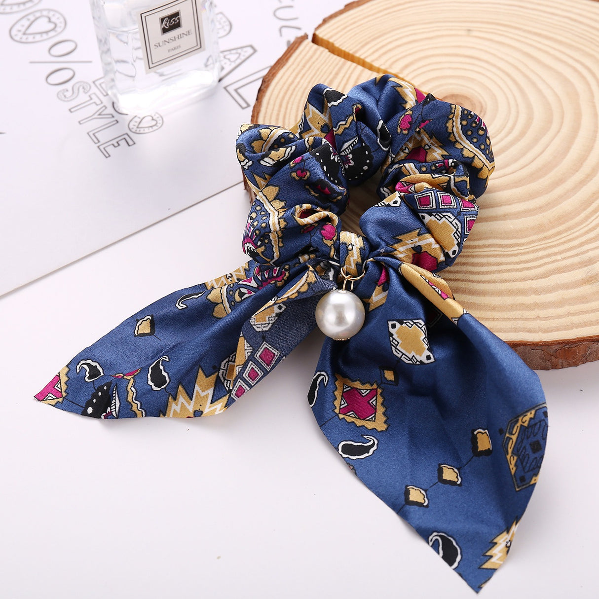 New Pearl Pendant Large Intestine Ring Hair Loop Women's Bundle Hair Knot Big Bow Knot Hair Rope - V.I.P Digital Presence