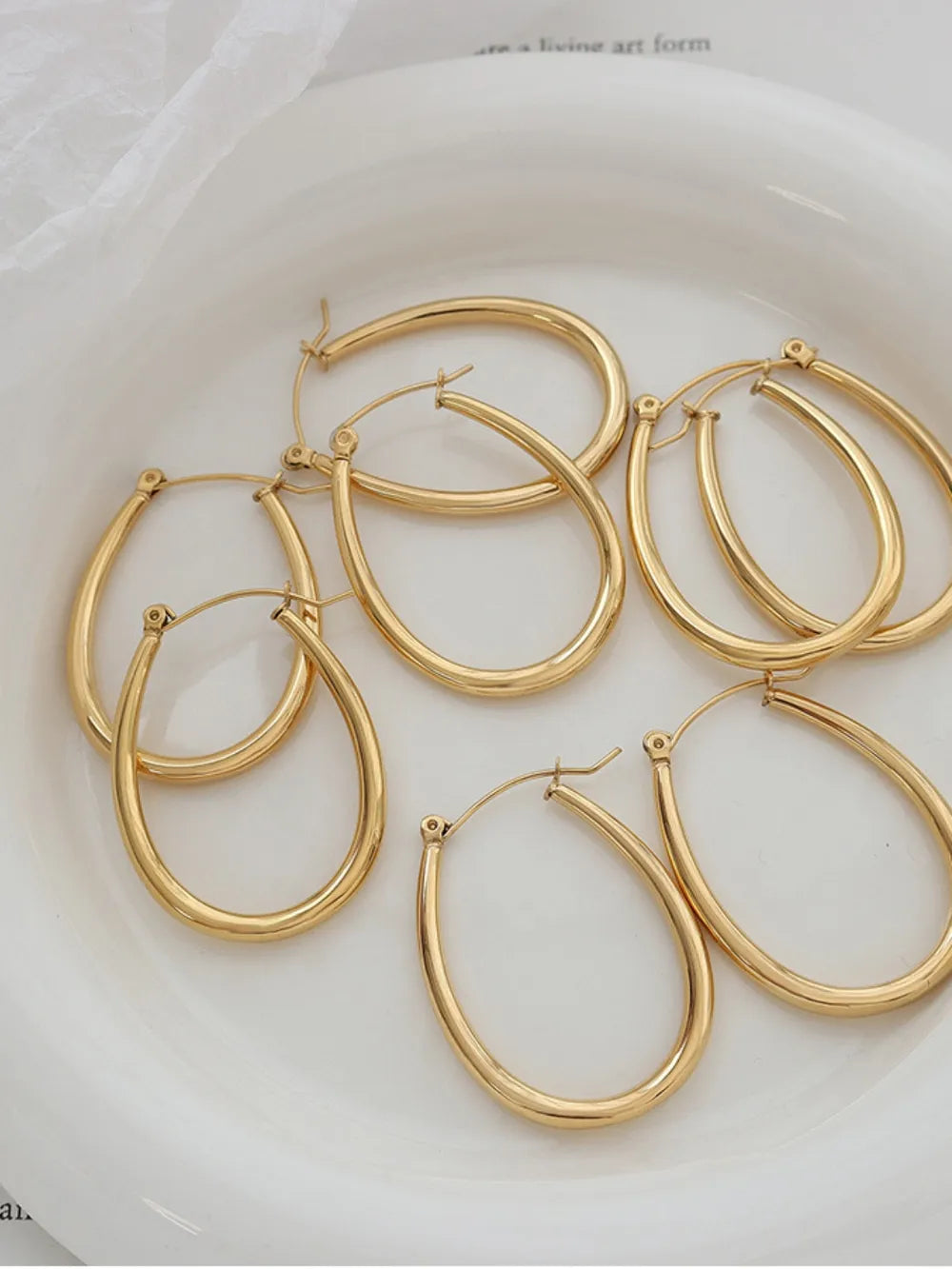 Elegant and niche design versatile ear buckles and accessories - V.I.P Digital Presence