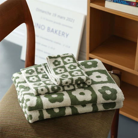 Plaid Series Towel Bath Towel Cherry Blossom Absorbent Facial Towel - V.I.P Digital Presence