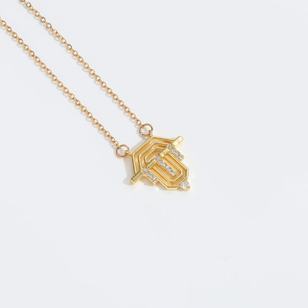 Roman retro flag design pendant necklace for women's collarbone chain - V.I.P Digital Presence