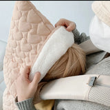 Manta de invierno para cochecito, manta cálida de forro polar para bebé, accesorio para envolver a recién nacidos, capa acolchada resistente al viento, funda de edredón con correa