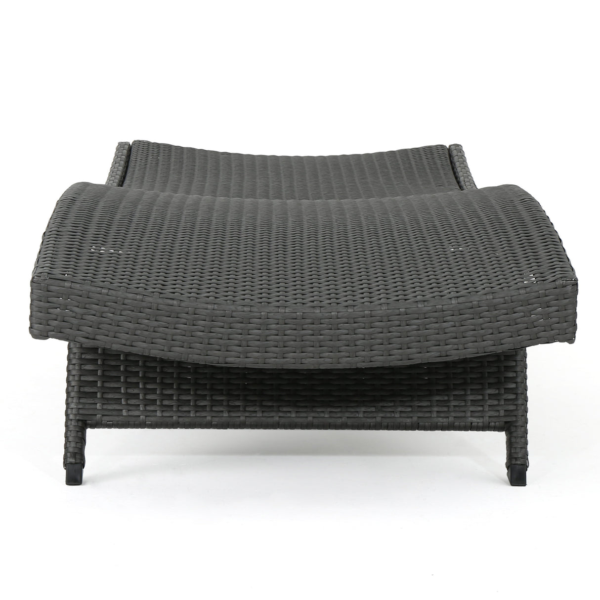 SALEM PE WICKER CHAISE LOUNGE - V.I.P Digital Presence