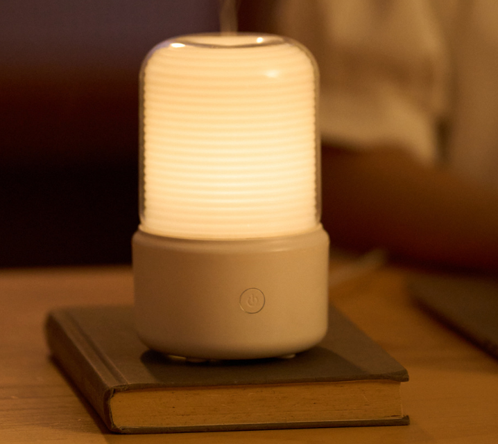 New small water replenishing spray aromatherapy humidifier USB home desk atmosphere lamp essential oil aromatherapy diffuser - V.I.P Digital Presence