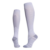 Calcetines de presión deportivos profesionales, calcetines altos para correr, saltar la cuerda, calcetines de compresión para ciclismo con rayas reflectantes por la noche