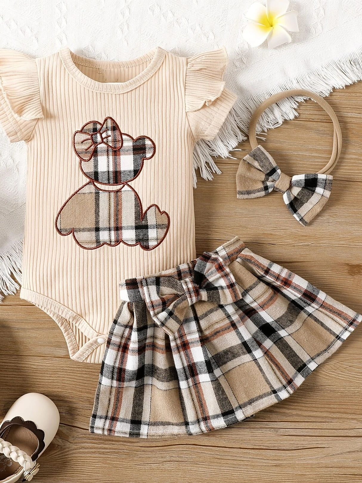 Newborn baby girl summer style teddy bear sticker embroidery bag fart triangle Ha clothes plaid butterfly - V.I.P Digital Presence