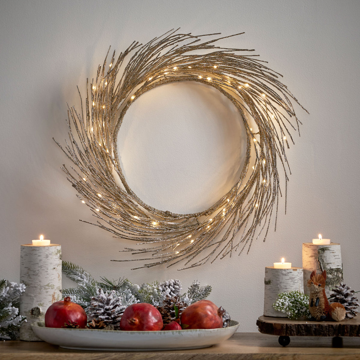24" PAPER WREATH WITH LED LIGHTS - V.I.P Digital Presence