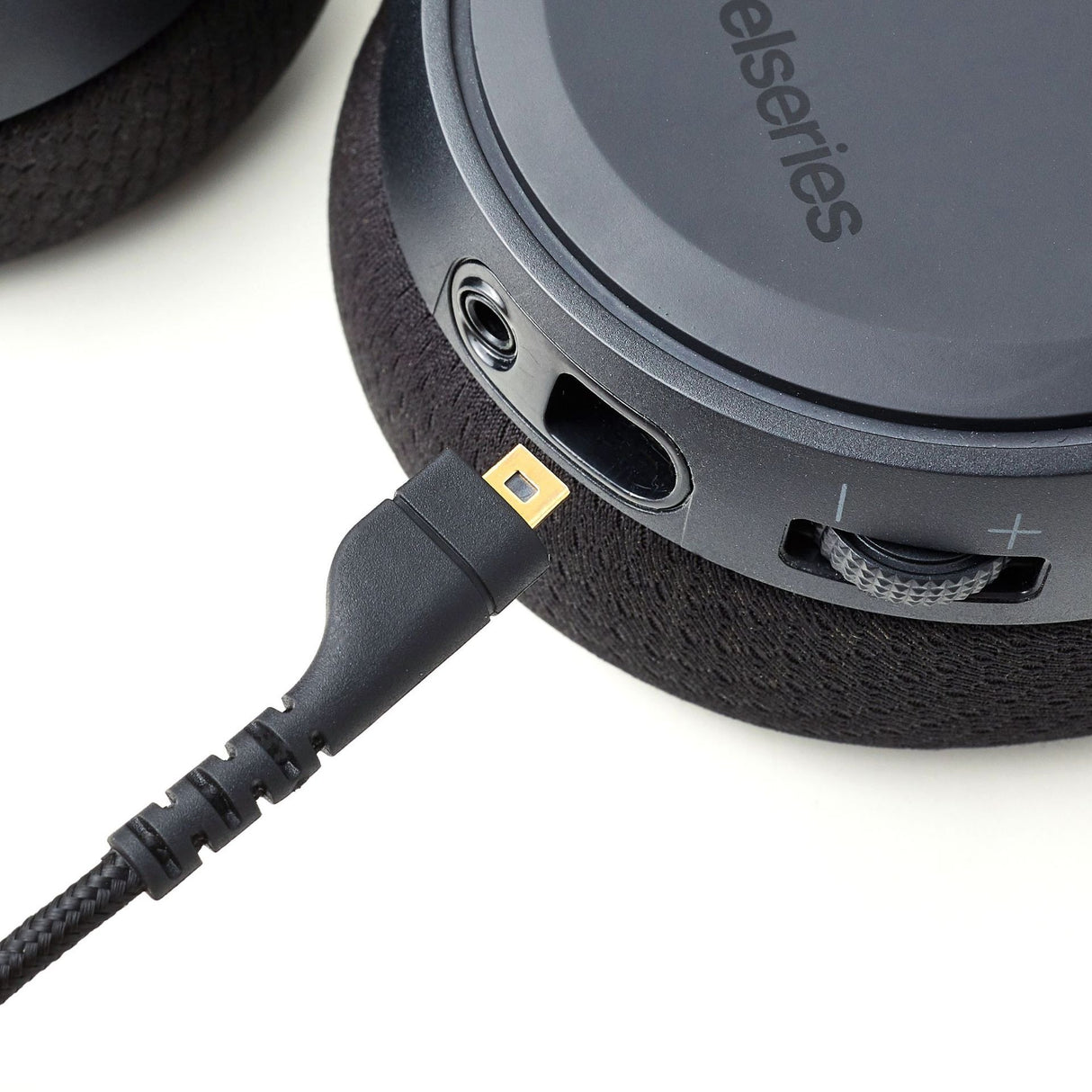 Suitable for Celery Ice Arctis 3 5 7 Pro Mini Needle USB Braided Earphone Cable - V.I.P Digital Presence