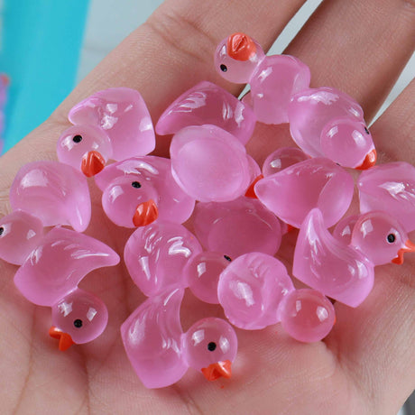 Resin luminous cartoon three-dimensional cute cartoon duck DIY car ornament keychain micro landscape hair clip decoration - V.I.P Digital Presence
