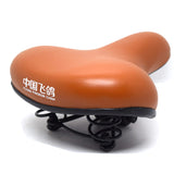 Cojín cómodo para bicicleta con sillín ancho y grueso. 