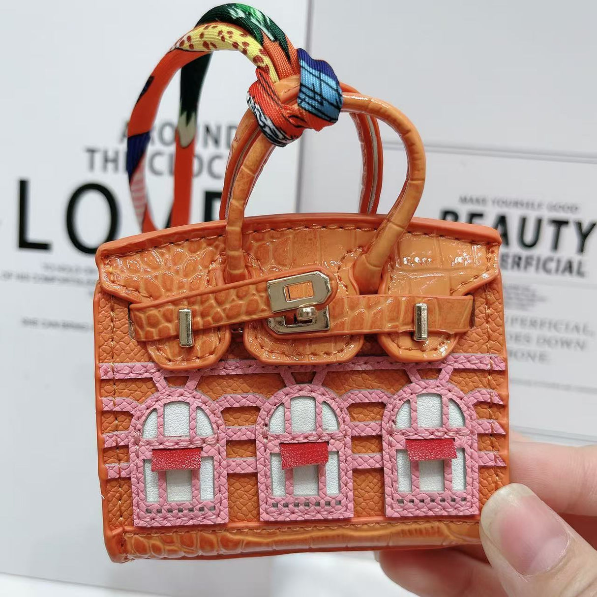 Small house bag mini window pendant headphone bag lipstick car key backpack backpack decoration - V.I.P Digital Presence