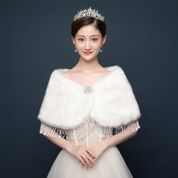 Bride's wedding dress fur shawl women's warm white cloak cheongsam jacket red cloak - V.I.P Digital Presence