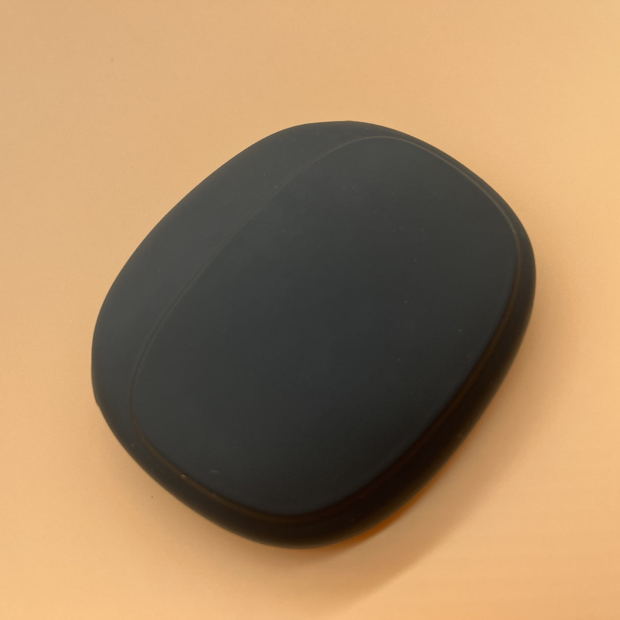 Silicone earphone cable bag Data cable storage case Silicone storage bag Silicone earphone bag - V.I.P Digital Presence
