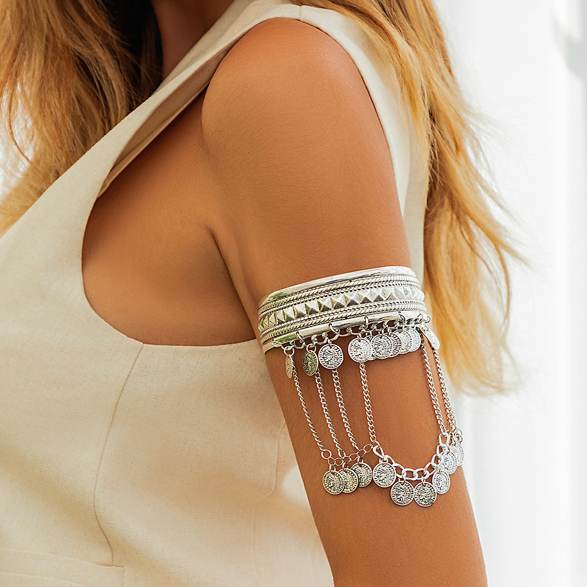 Western cowboy style metal tassel arm chain arm chain Dunhuang chain retro cross-border arm bracelet jewelry - V.I.P Digital Presence
