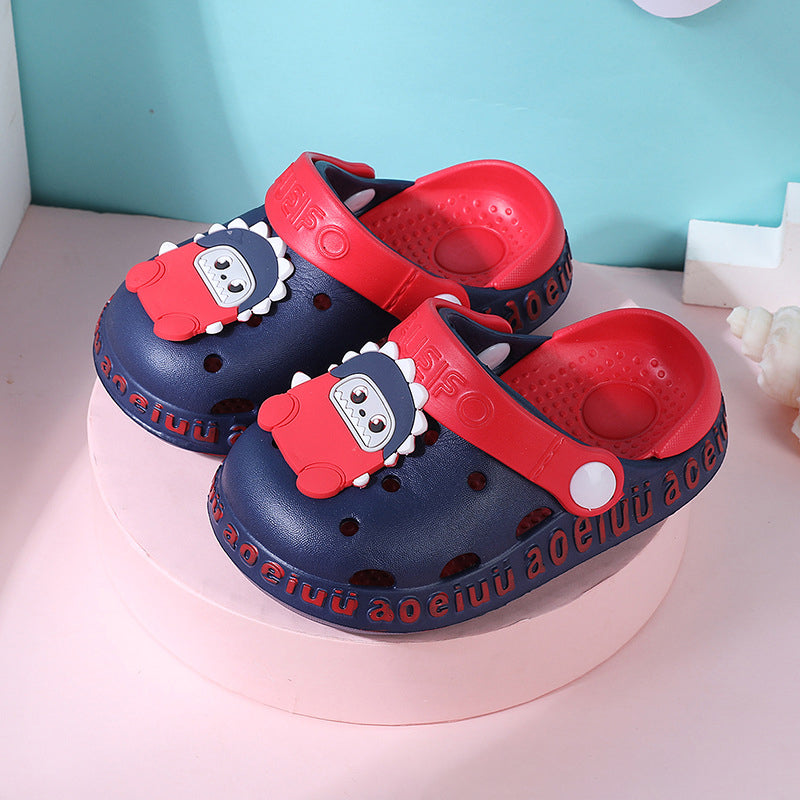 Nuevos zapatos con agujeros para niños y niñas, bonitos zapatos de verano para exteriores, sandalias y pantuflas de suela suave para niños pequeños.